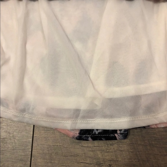 Dress - Picture 4 of 4